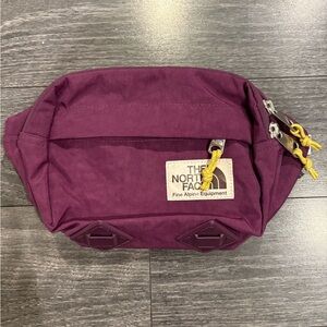 THE NORTH FACE Berkeley Lumbar Waist Pack - Black Currant
